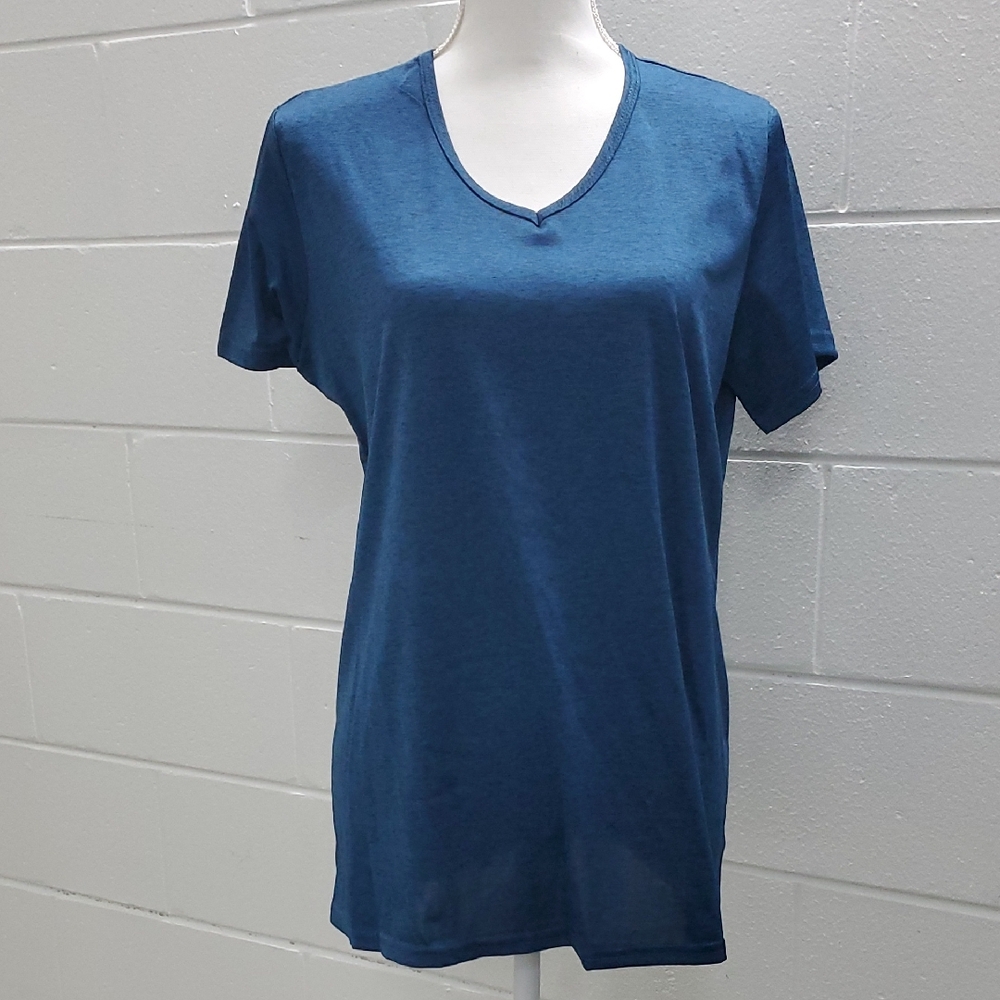 Real Essentials V-neck T-shirt